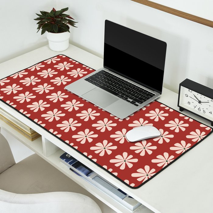 Daisy Garden Desk Mat Gallery Image 2