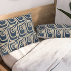 Mid Century Modern Twist Pattern in Mid Mod Navy Blue and Cream Beige Pillow Sham Gallery Image 2