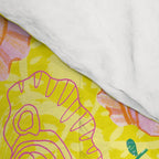 Coastal Oysters on the Beach in Lemon Yellow & Peach Comforter Gallery Image 4