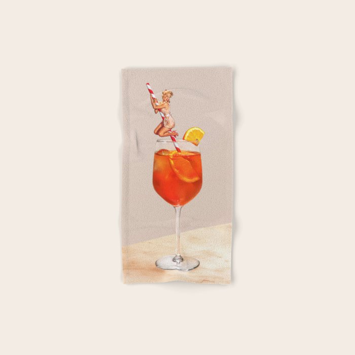 Retro Spritz Cocktail Bath Towel Gallery Image 1
