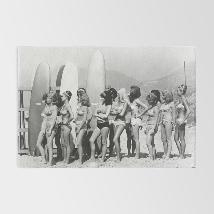 Bikini Contest Rug Gallery Image 2