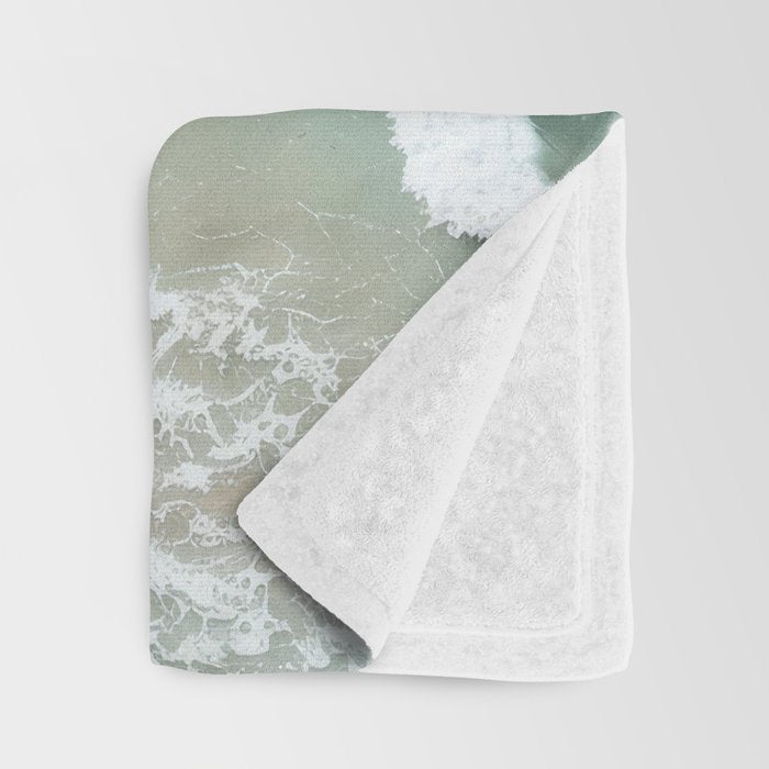 Soft Coastal Beach Scene Throw Blanket Gallery Image 3