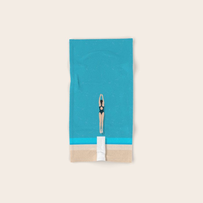 Diving In  Bath Towel Gallery Image 1
