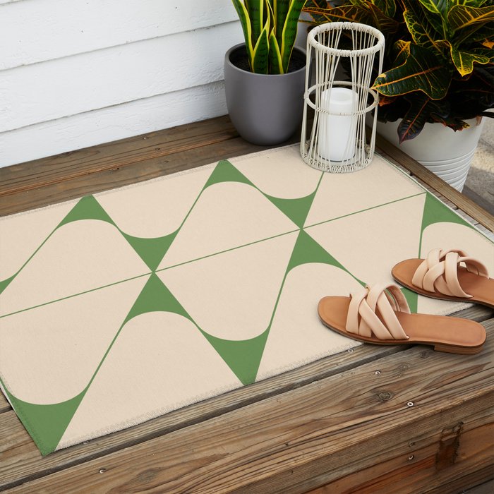Minimalist 127 Outdoor Rug Gallery Image 2