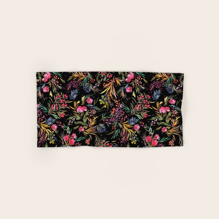Holiday 2025 Festive Floral Foliage Colorful Dark Bath Towel Gallery Image 1
