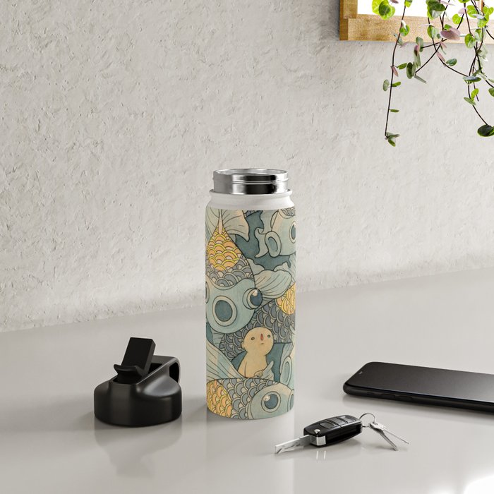 Fish Tank Water Bottle Gallery Image 4