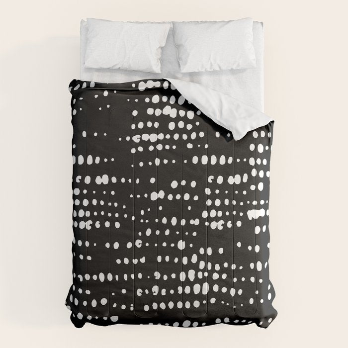 Abstract Spotted Pattern in Black and White Comforter Gallery Image 6