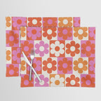 Pink and Orange Retro Daisies Placemat Gallery Image 1
