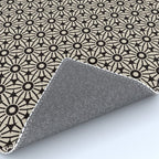 Minimalist Geometric Floral Pattern Rug Gallery Image 4
