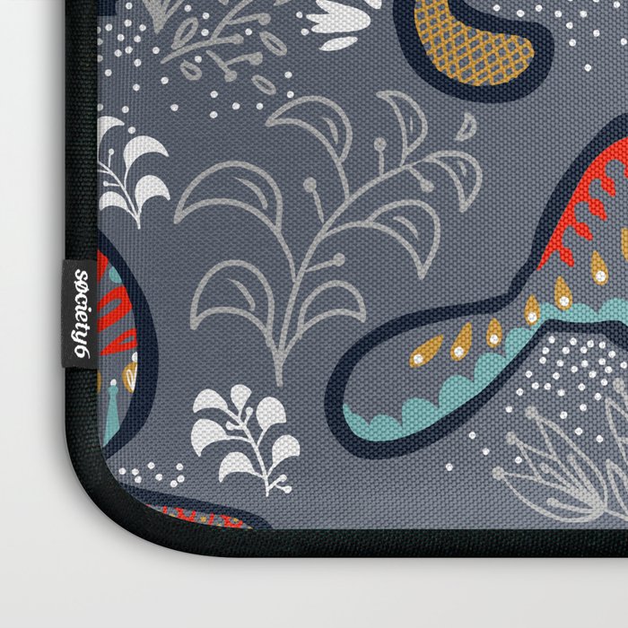 Beaver is back at dawn - Comeback Species Laptop Sleeve Gallery Image 3