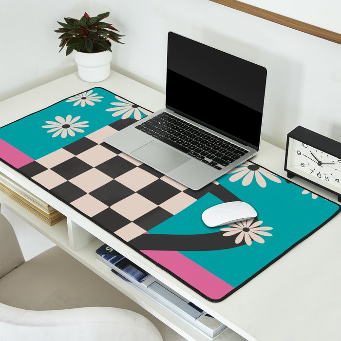 Daisy Daydreams 2 Desk Mat Gallery Image 2