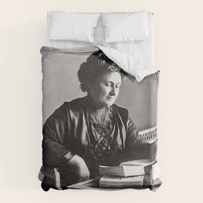 Portrait of Doctor Maria Montessori (1870-1952) Duvet Cover Gallery Image 6