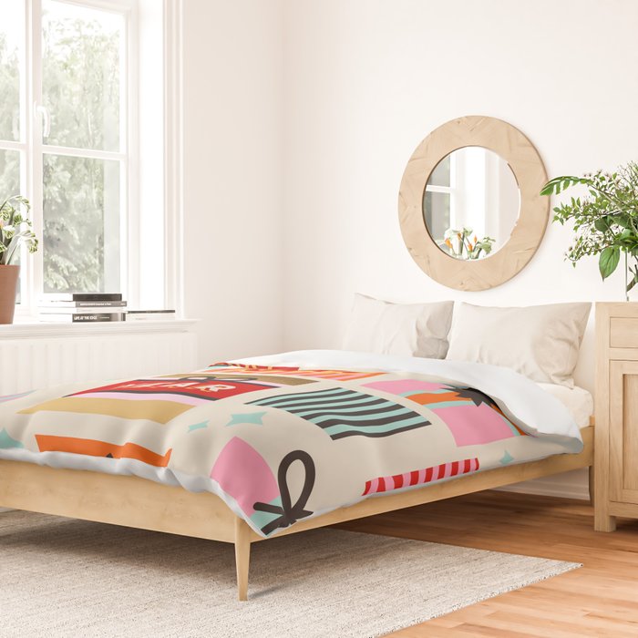 Retro Christmas Gift pattern with Season's Greetings Duvet Cover Gallery Image 2