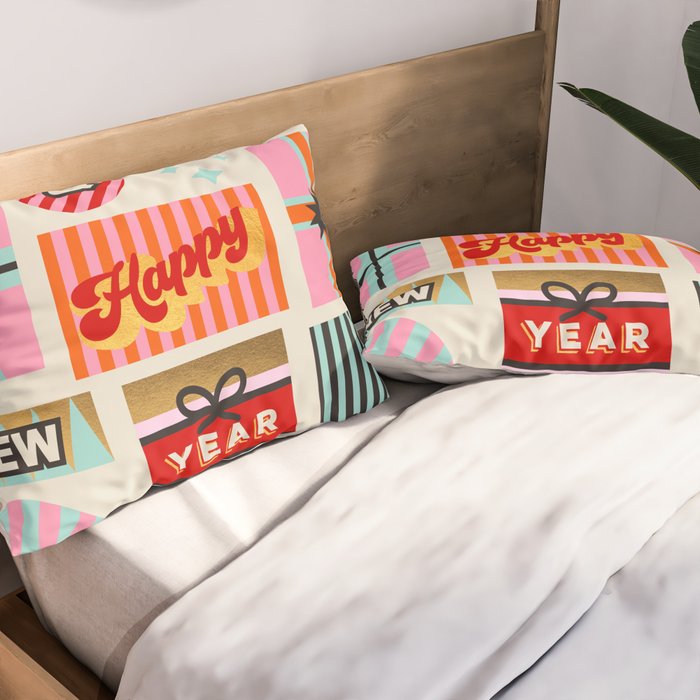 Retro Christmas Gift pattern with Season's Greetings Pillow Sham Gallery Image 2