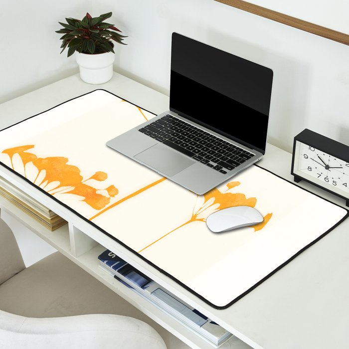 Abstract Art /Minimal Plant 117 Desk Mat Gallery Image 2