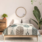Rustic Autumn Vibe Textured Leaf Pattern Beige Green Comforter Gallery Image 3