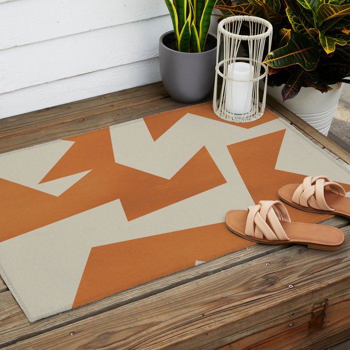 Minimalist 52 Outdoor Rug Gallery Image 2