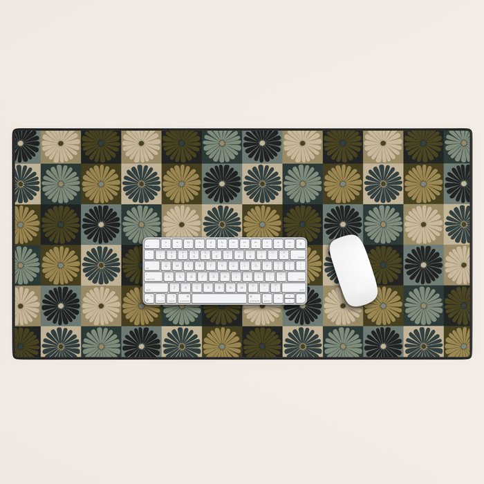 Retro Flowers Check Pattern V Desk Mat Gallery Image 1