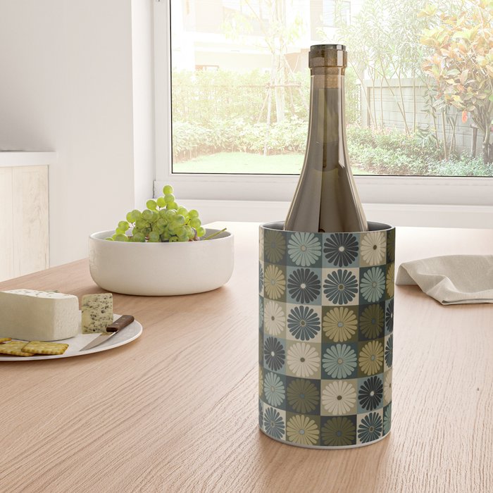 Retro Flowers Check Pattern V Wine Chiller Gallery Image 4