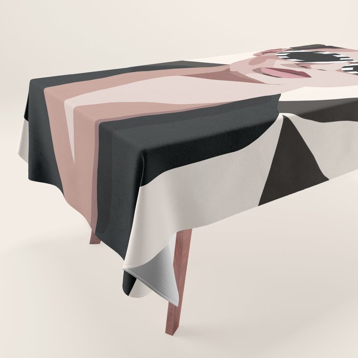 The Face of Fashion 7 Tablecloth Gallery Image 1
