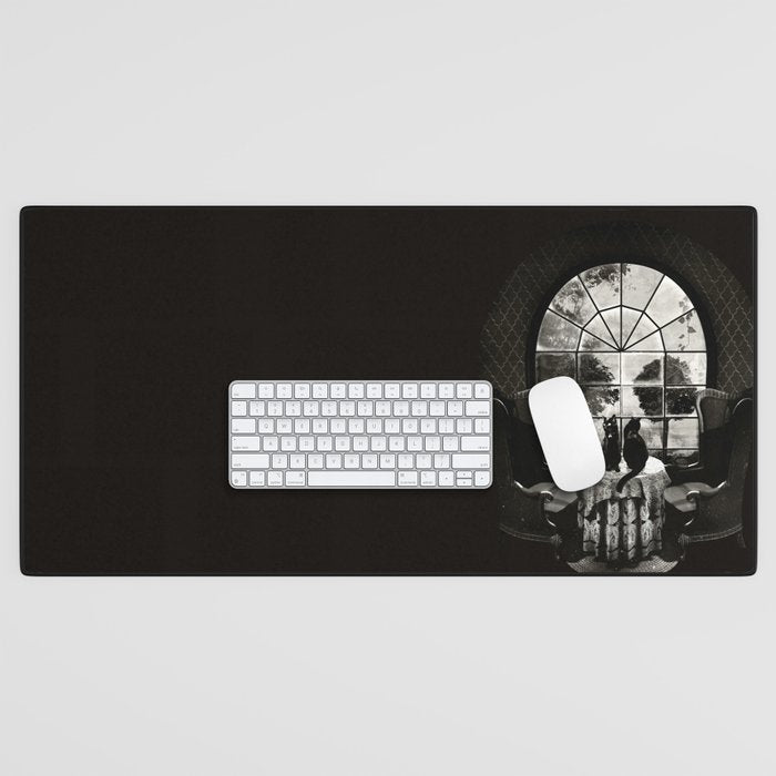 Room Skull B&W Desk Mat Gallery Image 1