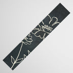 Sketch Line Flowers 4 Table Runner Gallery Image 3
