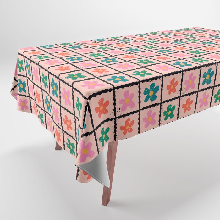 Retro Daisy Checkered Flowers Tablecloth Gallery Image 1