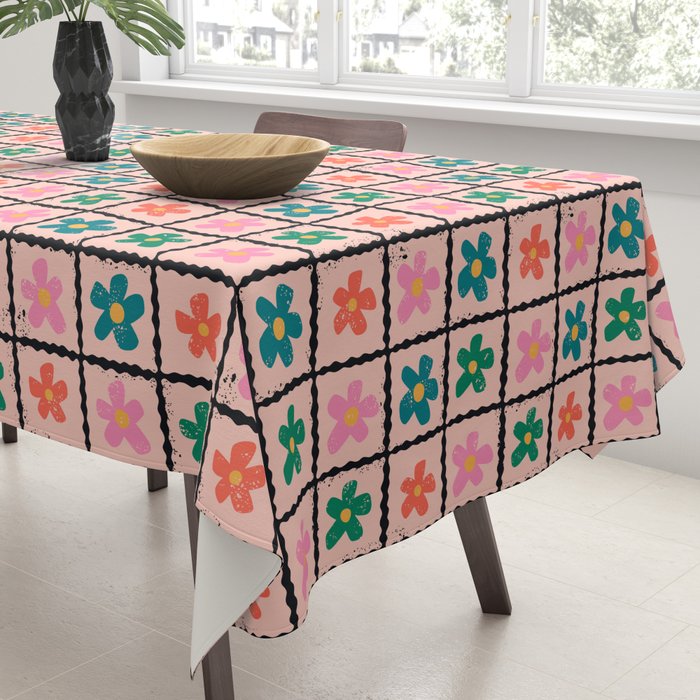 Retro Daisy Checkered Flowers Tablecloth Gallery Image 3