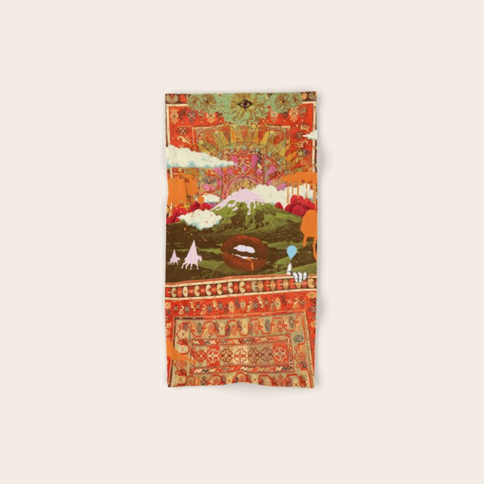 MORNING PSYCHEDELIA Bath Towel Gallery Image 1
