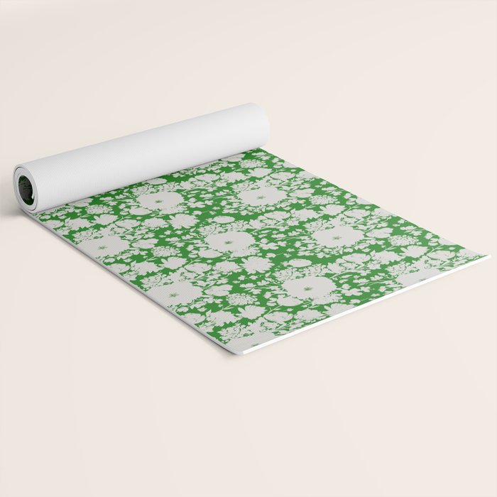 White Beauty on Green Yoga Mat Gallery Image 2