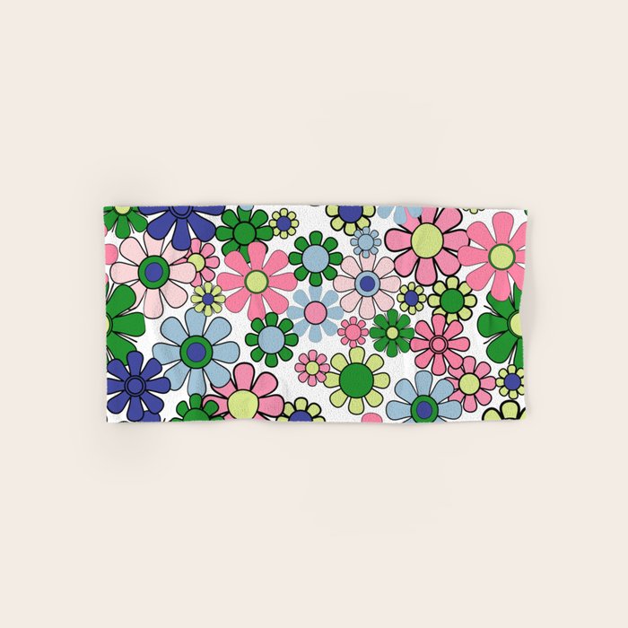 Retro Garden Flowers 60s 70s Floral Pattern Pink Blue Green White Bath Towel Gallery Image 1