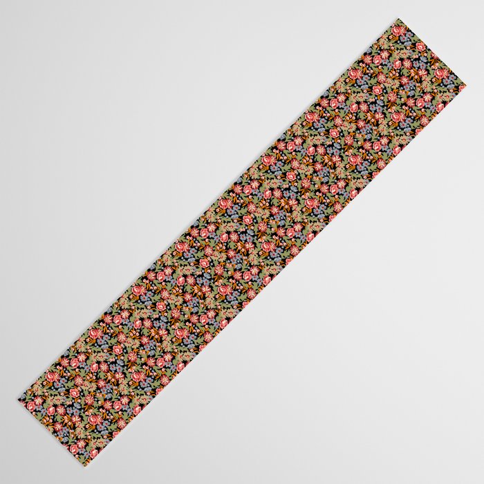Grandma's Vintage Floral Table Runner Gallery Image 3