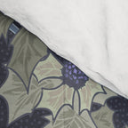 Beach thistle and shells dark navy Comforter Gallery Image 4