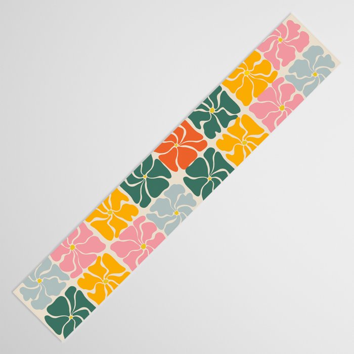 Vibrant Floral Quilt Pattern Table Runner Gallery Image 3