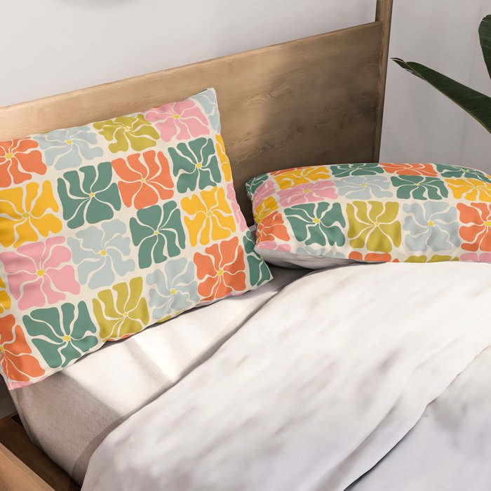 Vibrant Floral Quilt Pattern Pillow Sham Gallery Image 2