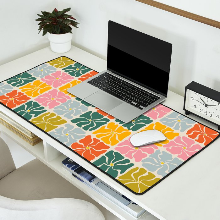 Vibrant Floral Quilt Pattern Desk Mat Gallery Image 2