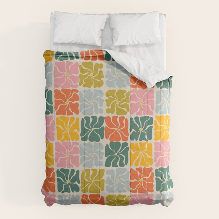 Vibrant Floral Quilt Pattern Comforter Gallery Image 1