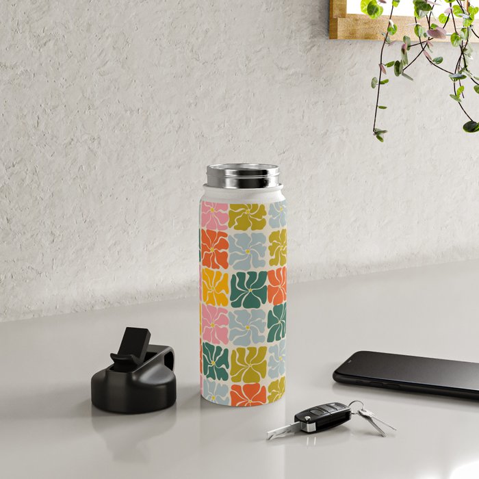 Vibrant Floral Quilt Pattern Water Bottle Gallery Image 4