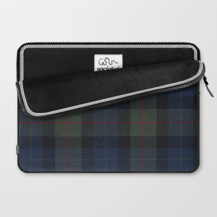 Love Tartán (20) - Gunn clan Laptop Sleeve Gallery Image 2