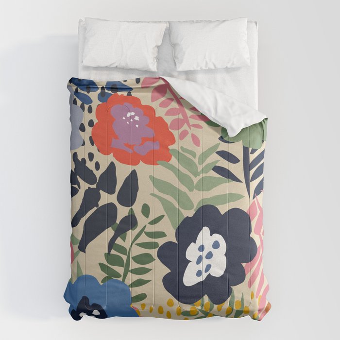 Maximalist floral shapes pattern Comforter Gallery Image 6