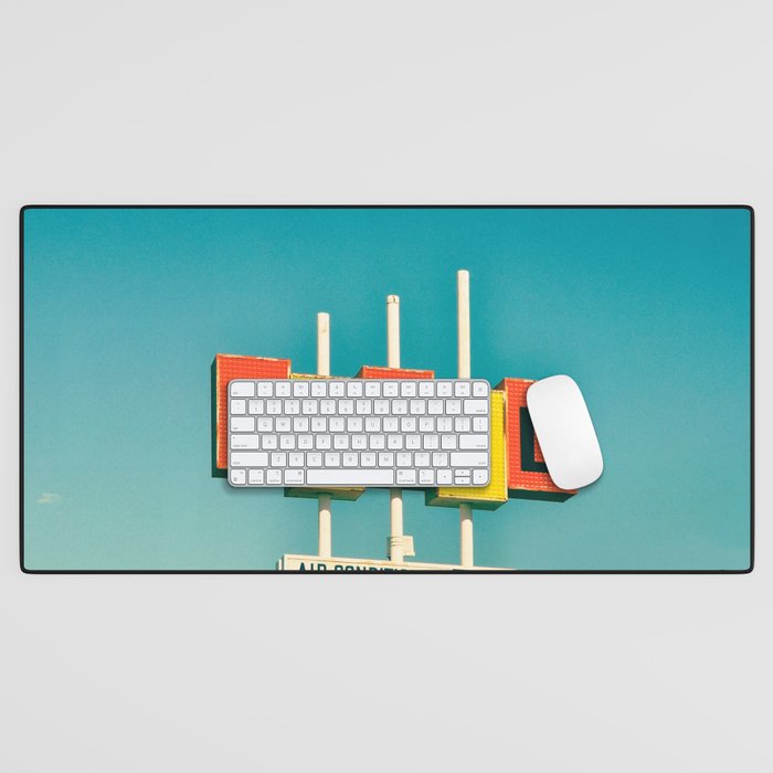 Air Conditioned Desk Mat Gallery Image 1