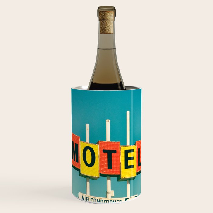 Air Conditioned Wine Chiller Gallery Image 1