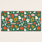 Abstract retro organic christmas shape pattern Desk Mat Gallery Image 3