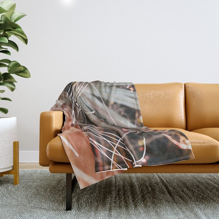 Curves Throw Blanket Gallery Image 1