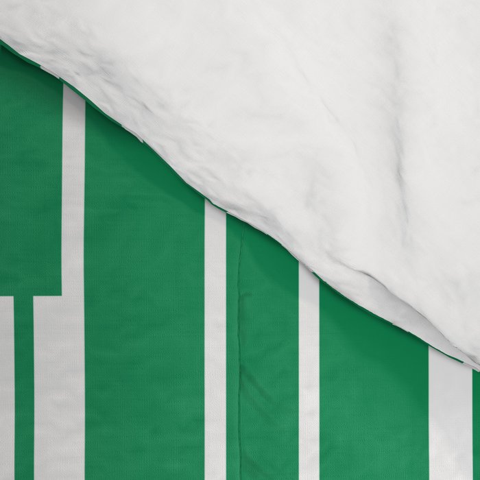 Geometric Striped Geo Chain Vertical Pattern in Kelly Green and White Comforter Gallery Image 4