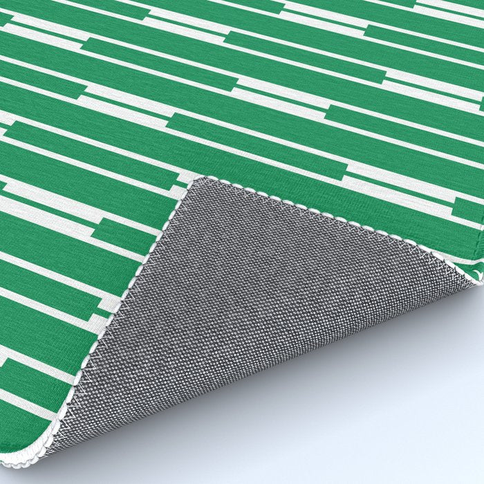 Geometric Striped Geo Chain Vertical Pattern in Kelly Green and White Rug Gallery Image 4