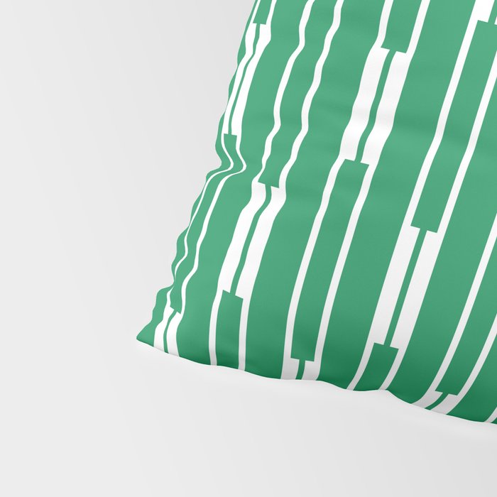 Geometric Striped Geo Chain Vertical Pattern in Kelly Green and White Pillow Sham Gallery Image 4