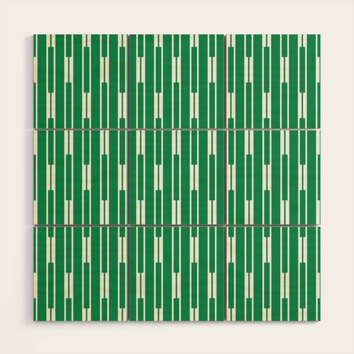 Geometric Striped Geo Chain Vertical Pattern in Kelly Green and White Wood Wall Art Gallery Image 1
