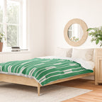 Geometric Striped Geo Chain Vertical Pattern in Kelly Green and White Duvet Cover Gallery Image 2