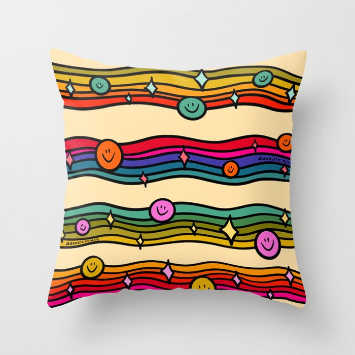 Smiley Print Throw Pillow Gallery Image 6